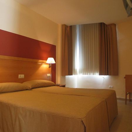 Hostal Ciudad De Caparra Carcaboso Δωμάτιο φωτογραφία