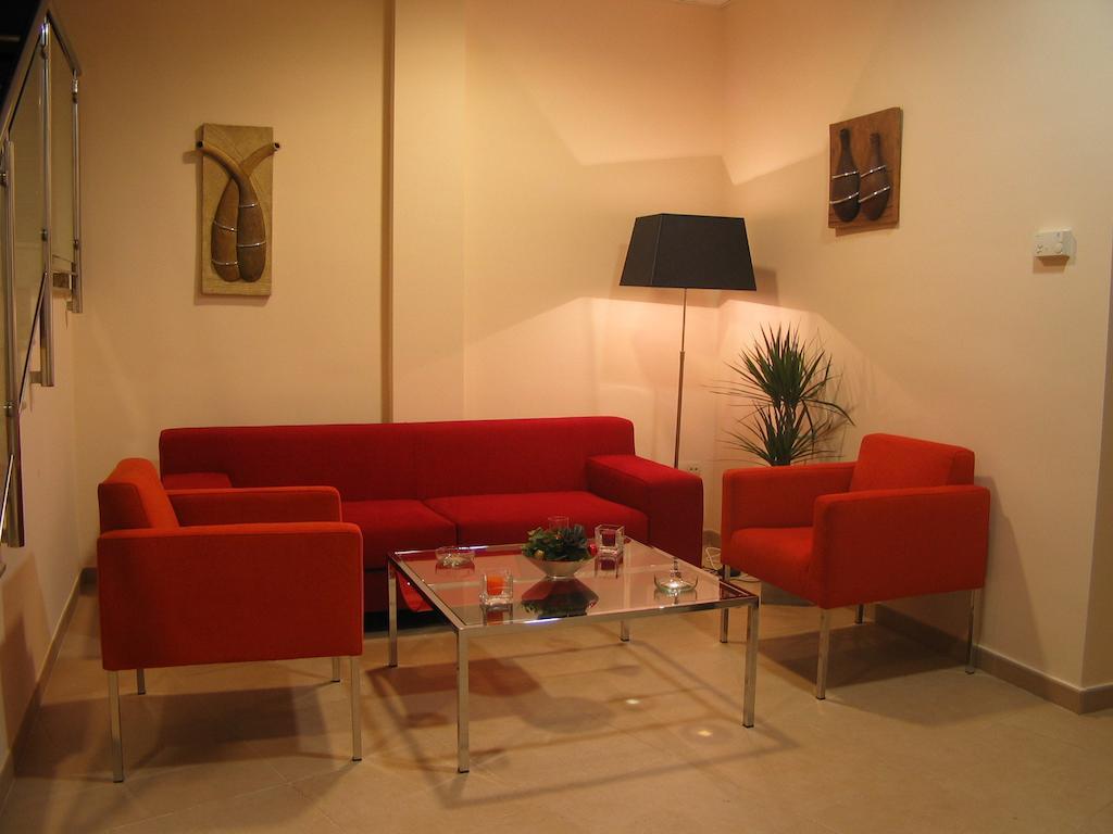 Hostal Ciudad De Caparra Carcaboso Εξωτερικό φωτογραφία